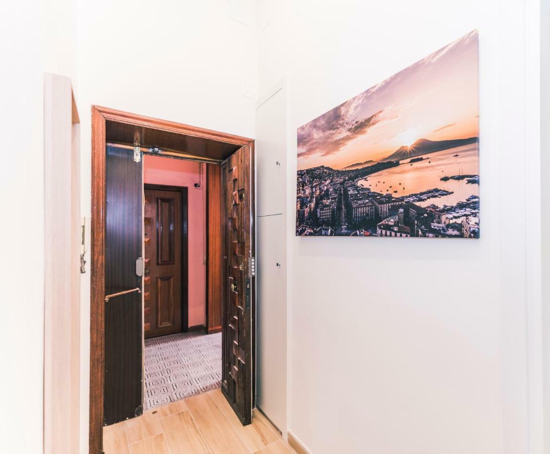 St. Teresa Museum Suites Naples Luaran gambar