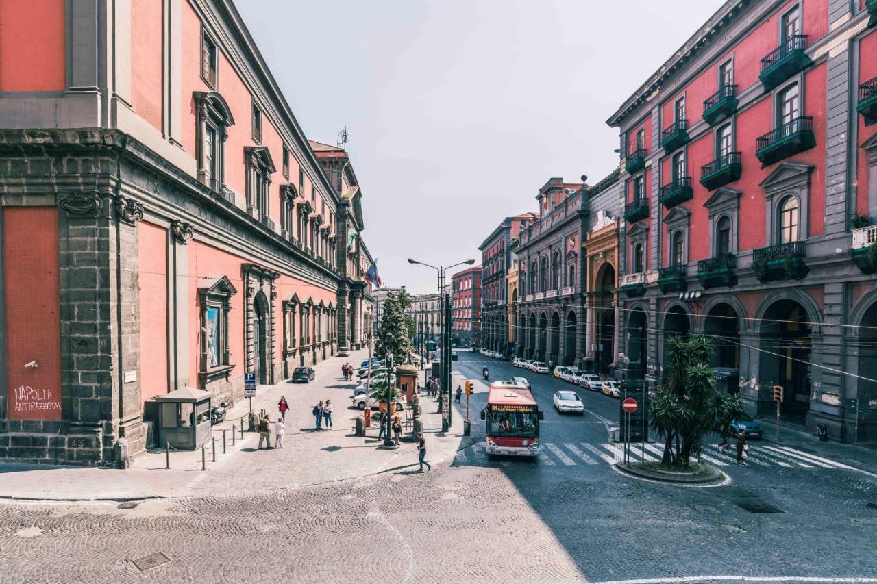 St. Teresa Museum Suites Naples Luaran gambar