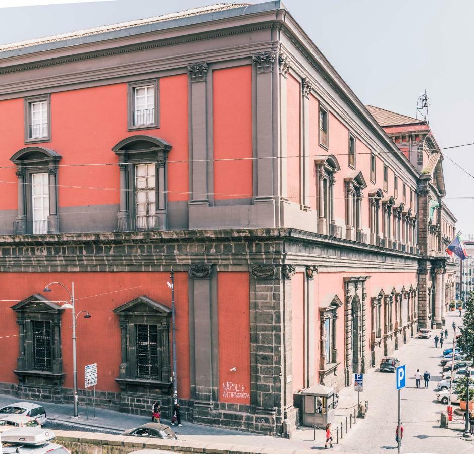 St. Teresa Museum Suites Naples Luaran gambar